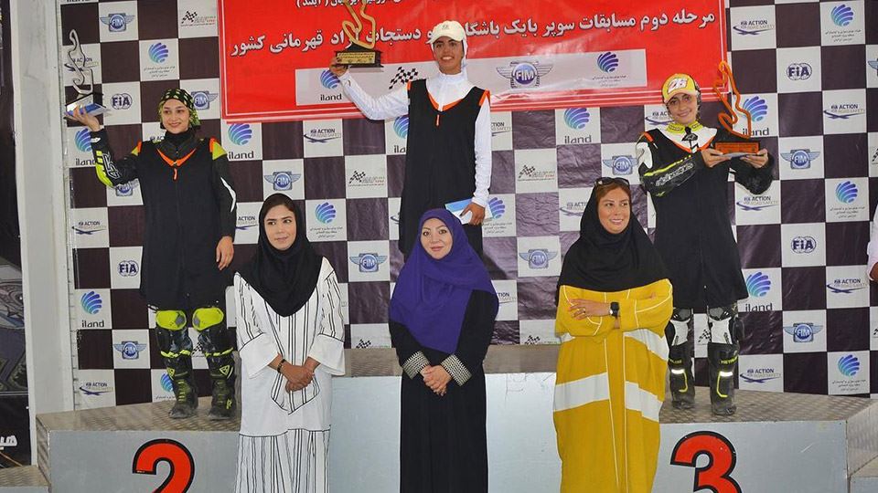مسابقات موتورسواری زنان در ایران
