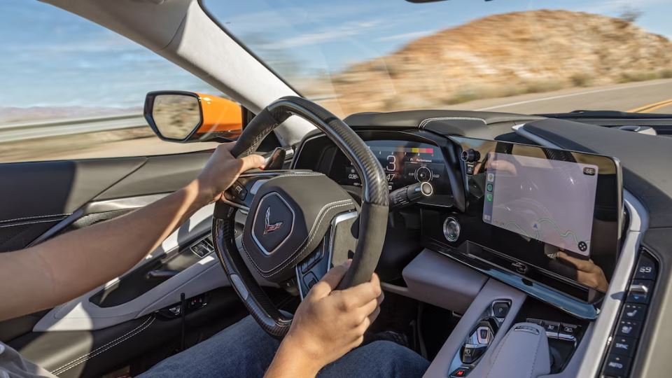 شورولت کوروت Z06 خودروی اسپرت برتر موتورترند 2023