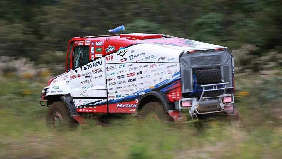 کامیون مسابقه‌ای برند هینو مخصوص رالی داکار 2022