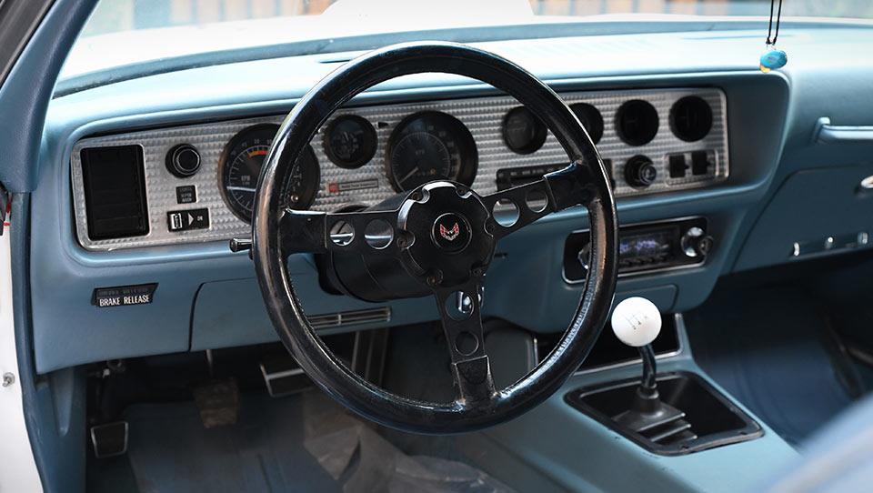 تجربه رانندگی با پونتیاک فایربرد ترنزم مدل 1976