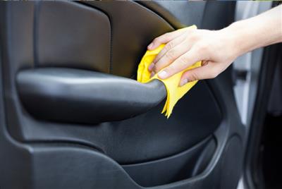 تمیز کردن مداوم خودرو برای کاهش اثرات گرمای خورشید در تابستان