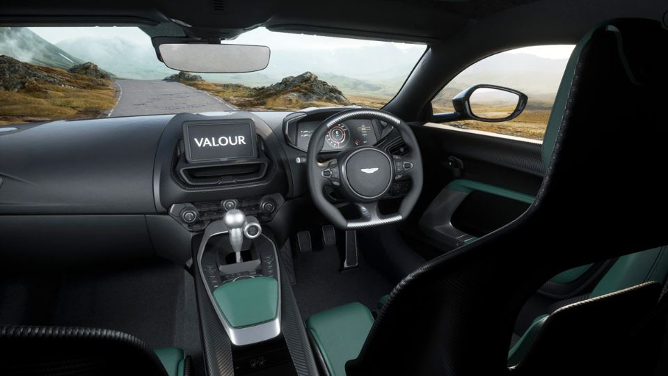 استون مارتین والور - Aston Martin Valour
