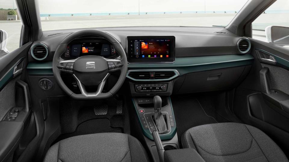 کابین سئات آرونا مدل 2021