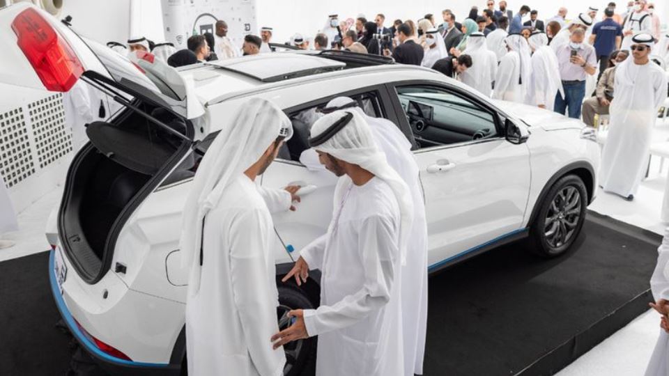 الدمانی DMV300 اولین خودروی تمام برخی ساخت امارات