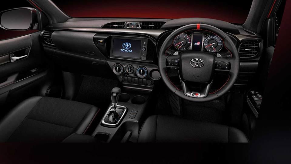 کابین هایلوکس Revo GR Sport