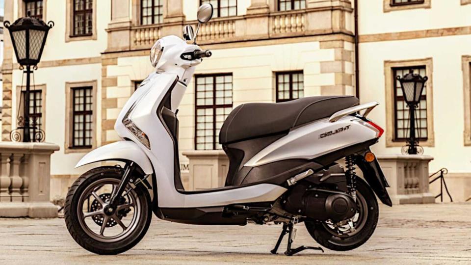 اسکوتر یاماها D’elight