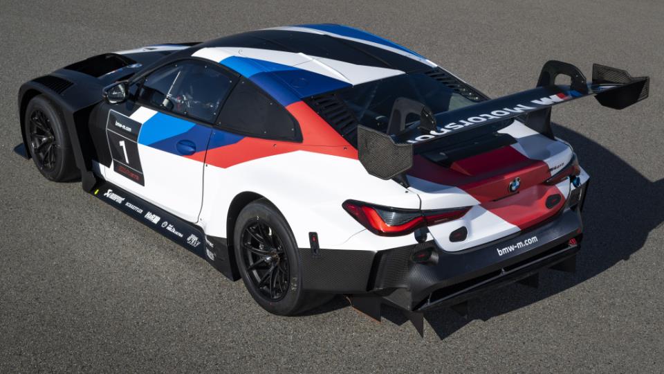 ب‌ام‌و M4 GT3