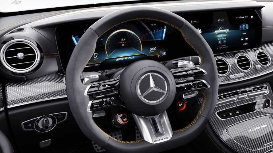 مرسدس-آام‌گ E63 S فاینال ادیشن