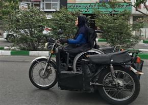 طراحی موتورسیکلت سازگار با صندلی چرخدار توسط یک بانوی ایرانی