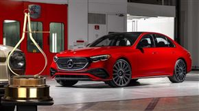 خودروی برتر 2025؛ مرسدس بنز E کلاس منبع سایت باما