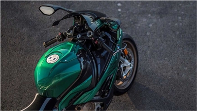 سخه خاص از موتورسیکلت ب‌ام‌و S1000RR