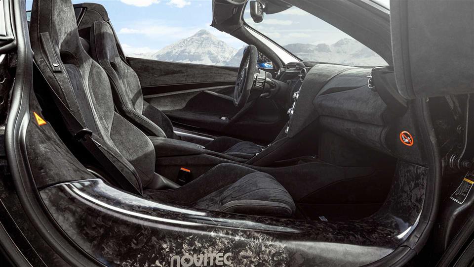 مک‌لارن 720S اسپایدر با کیت بدنه نوویتک