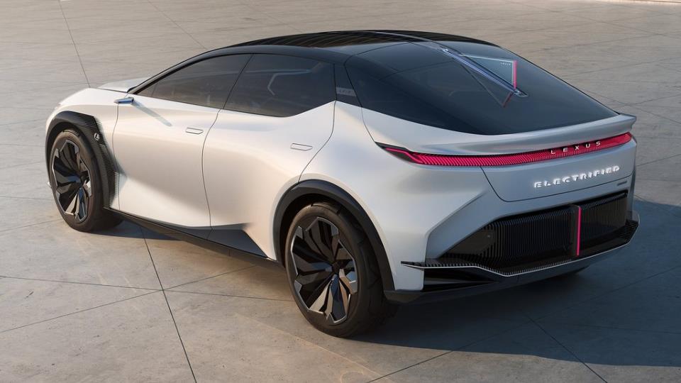 کانسپت لکسوس LF-Z