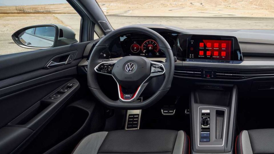 کابین فولکس گلف GTI مدل 2022
