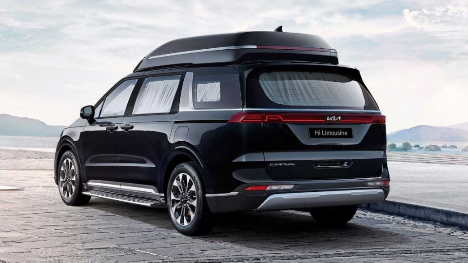 کیا کارنیوال های-لیموزین مدل 2022