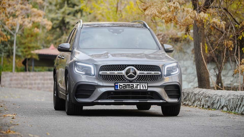 تجربه رانندگی با مرسدس بنز GLB200