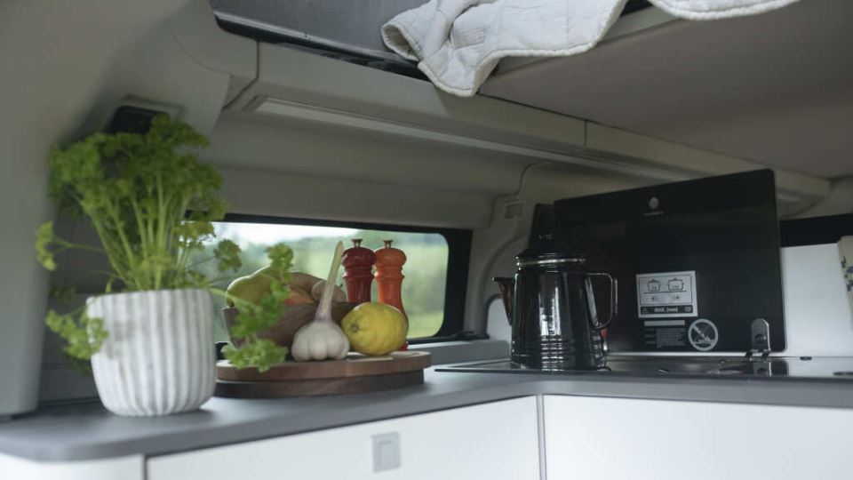 فورد ترانزیت کاستوم ناگت