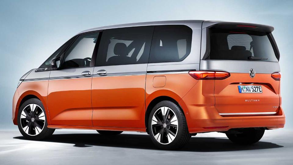 طراحی نمای عقب فولکس‌واگن مولتی‌ون T7