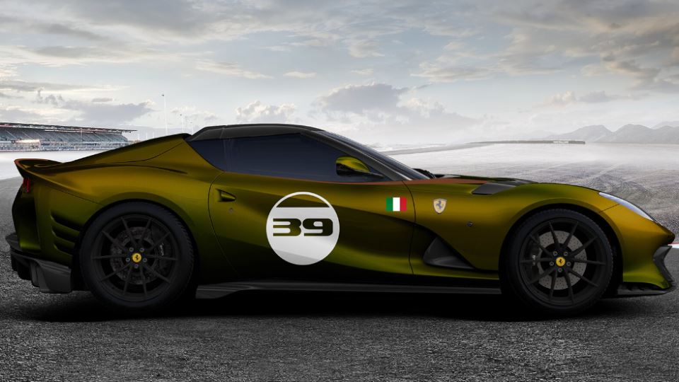 فراری 812  کامپتیتزیونه