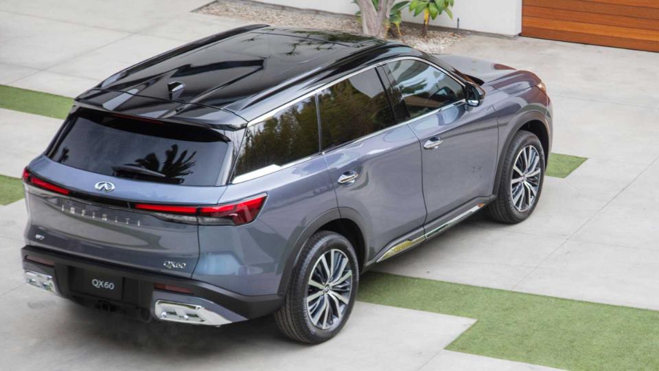 طراحی نمای عقب اینفینیتی QX60 مدل 2022