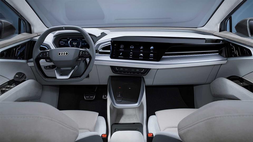 کابین کانسپت آئودی Q4 E-Tron اسپرت‌بک