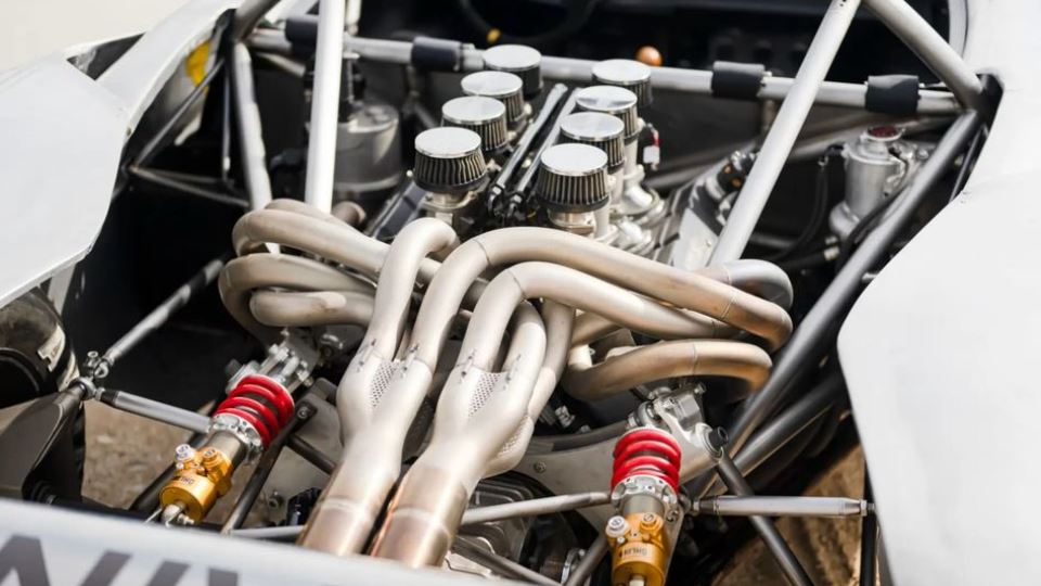 ترکیب پورشه و  ایندی کار Oil Stain Lab