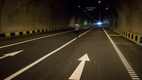 ممنوعیت ورود موتورسیکلت‌ به تونل‌