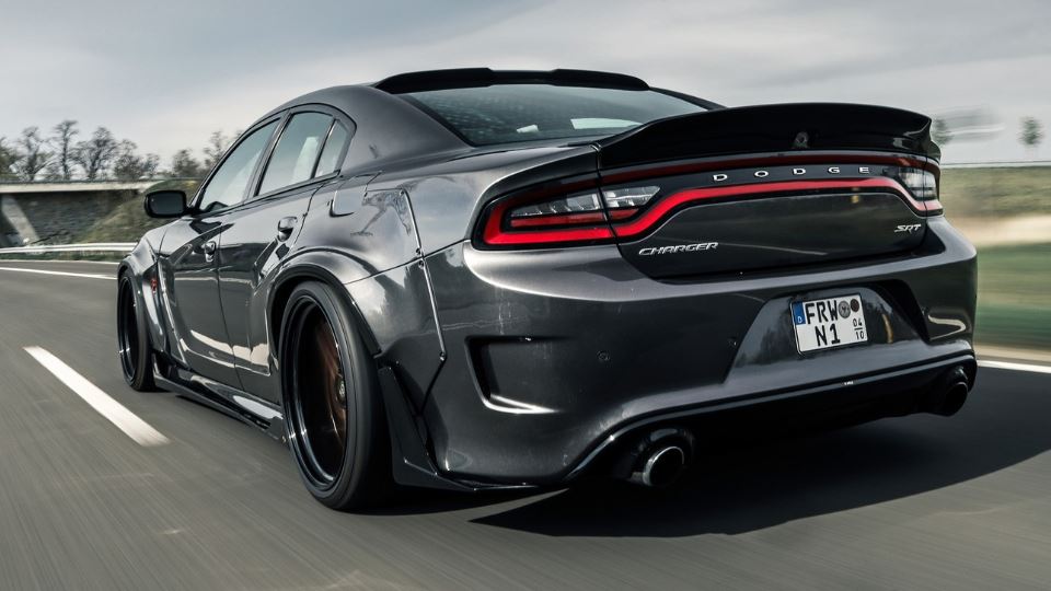 تیونینگ دوج چارجر توسط تیونر آلمانی S. Bader Karosserie und Lack