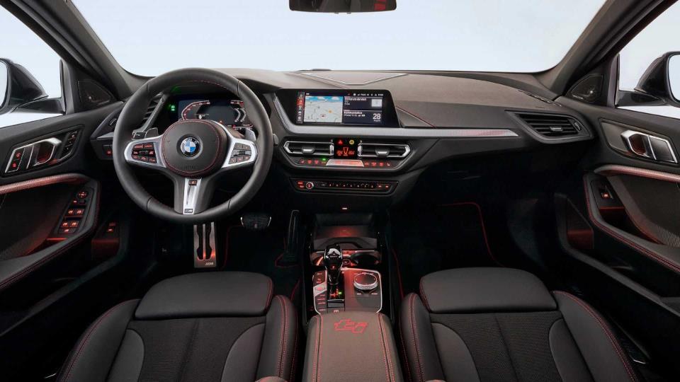 کابین ب‌ام‌و 128ti مدل 2021