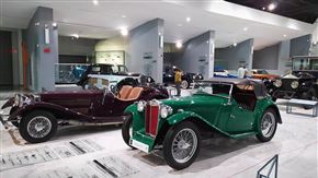 نگاهی به موزه خودروهای تاریخی ایران