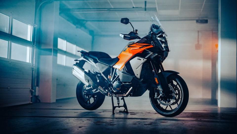 معرفي KTM 1390 سوپر ادونچر S ايوو