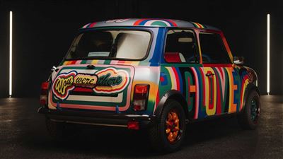 مینی کلاسیک خودروهی هنری از Lakwena Maciver