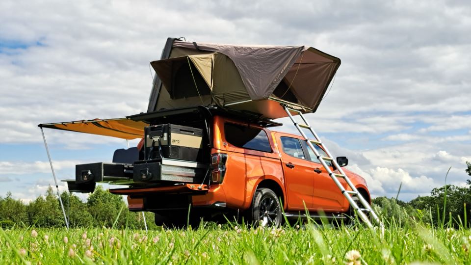 ایسوزو دی‌-مکس وی‌-کراس نسخه اکسپدیشن