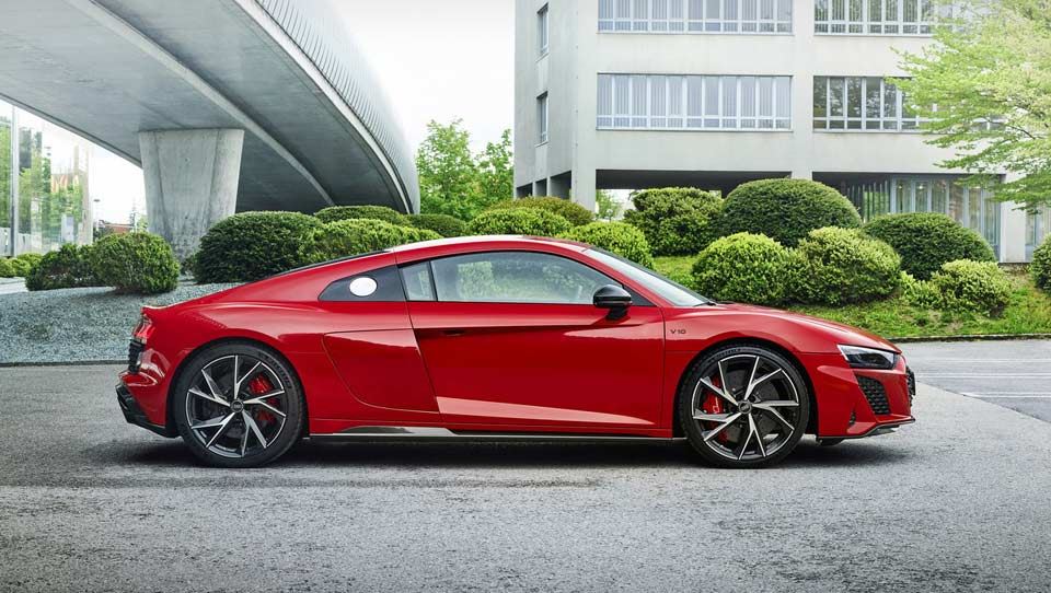 آئودی R8 دیفرانسیل عقب نسخه پرفورمنس