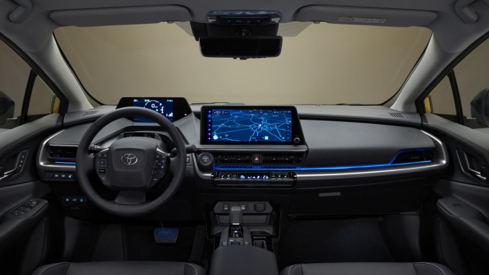 تویوتا پریوس 2023