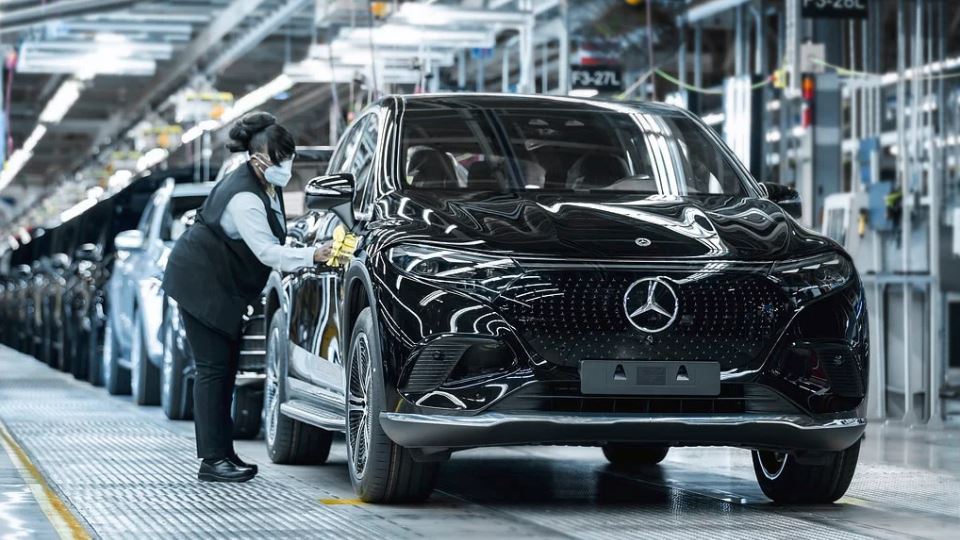 مرسدس آمار فروش سال 2022