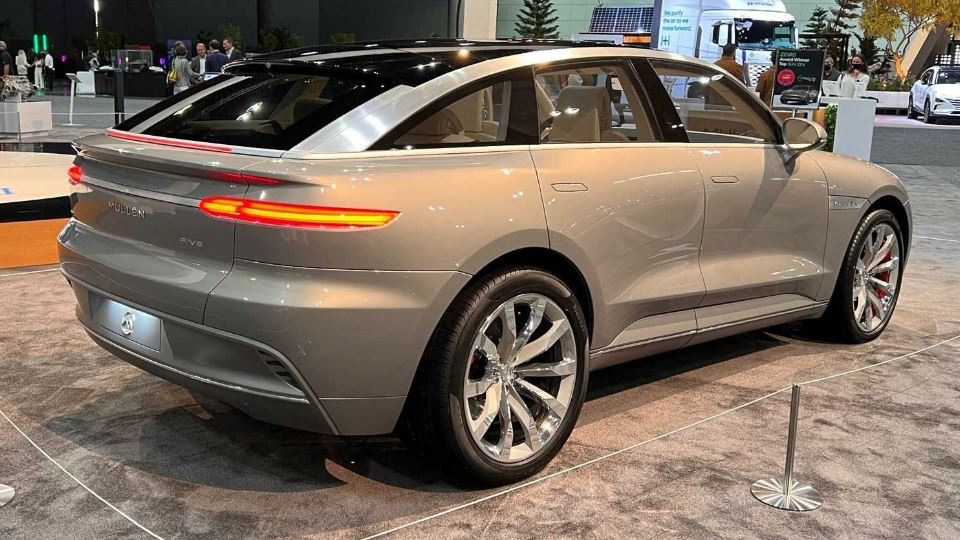 مولن Five، کراس‌اوری برقی از کالیفرنیا