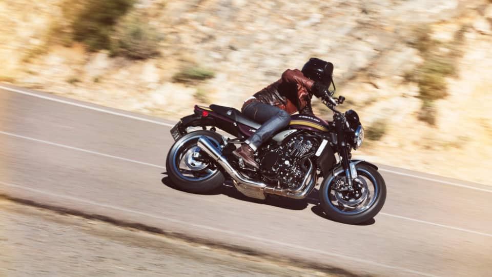 معرفی کاوازاکیZ900RS مدل 2025