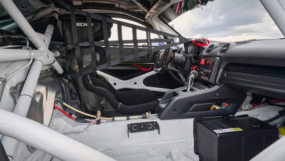 پورشه کیمن GT4 RS کلاباسپرت