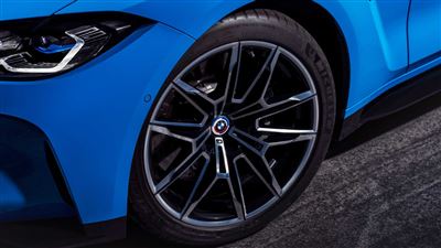 لوگوی متفاوت برای خودروهای سری M ب‌ام‌و