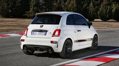 فیات آبارث 695