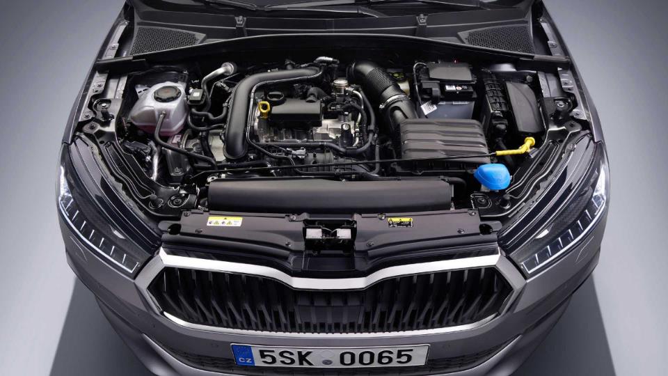 پیشرانه اشکودا فابیا مدل 2021