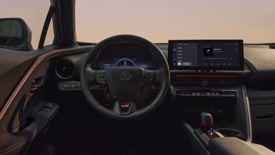 تویوتا C-HR مدل 2024