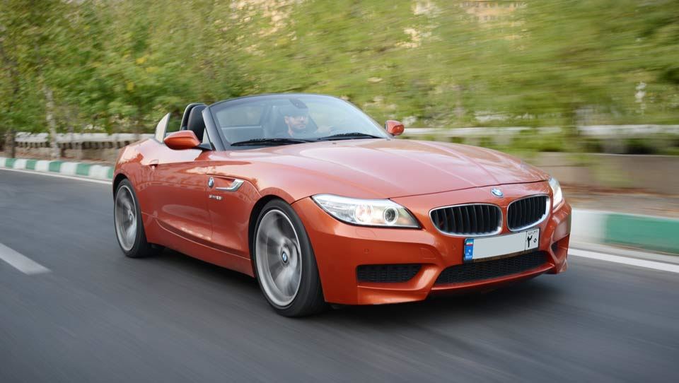تست و بررسی بی ام و Z4 نسخه sDrive 28