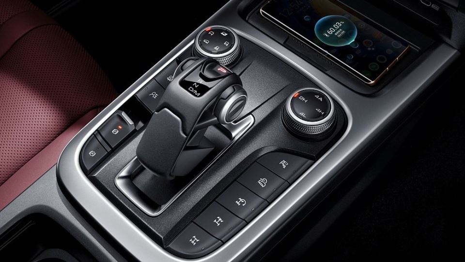 2024 گریت وال تانک 330