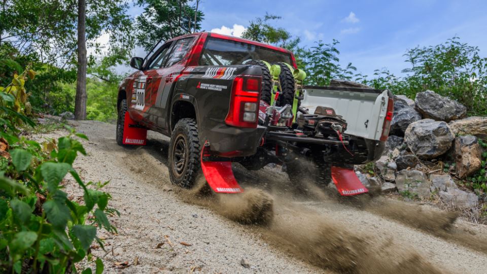 میتسوبیشی تریتون 2024 رالی