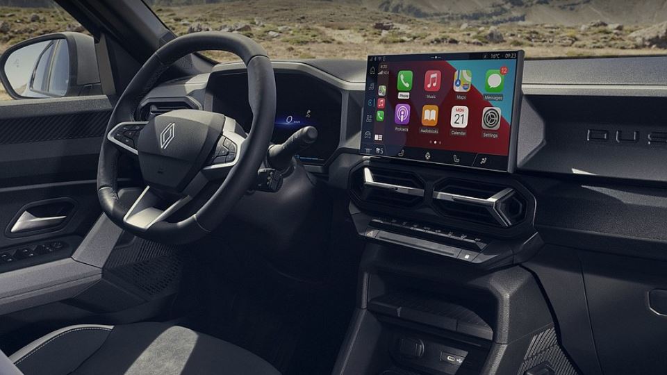 رنو داستر 2024