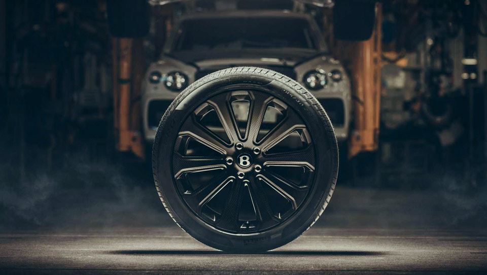 رینگ‌های 22 اینچی فیبرکربنی برای بنتلی بنتایگا