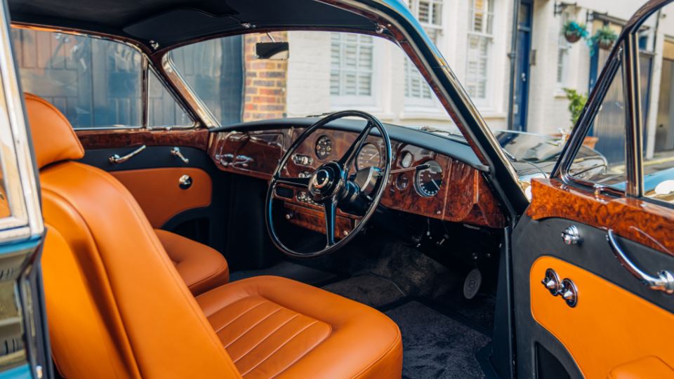 لوناز بنتلی کانتیننتال S2 برقی