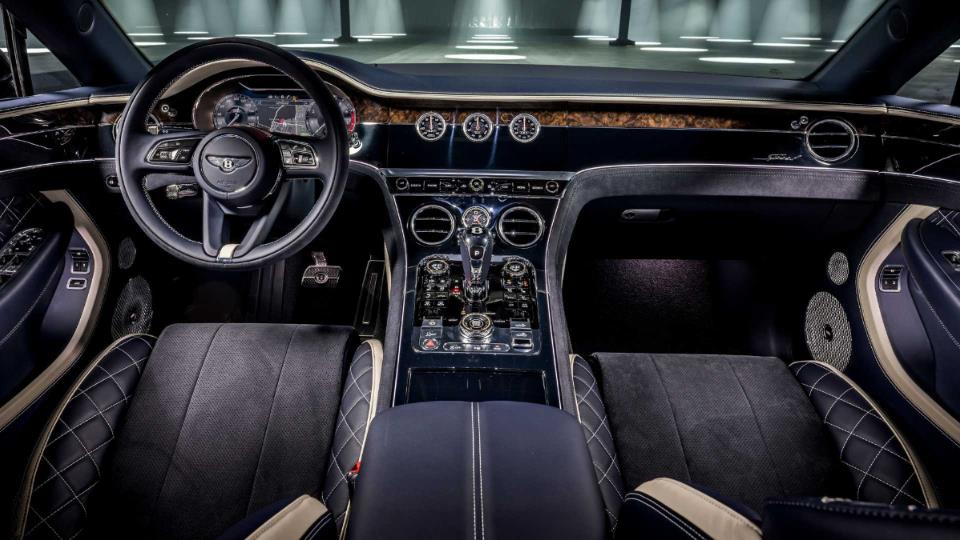 بنتلی کانتیننتال GT Speed کانورتیبل